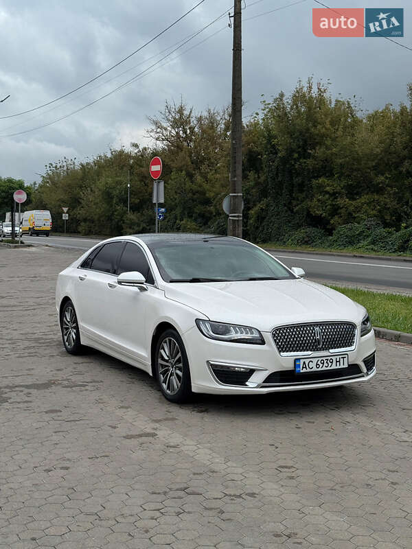 Седан Lincoln MKZ 2016 в Луцке