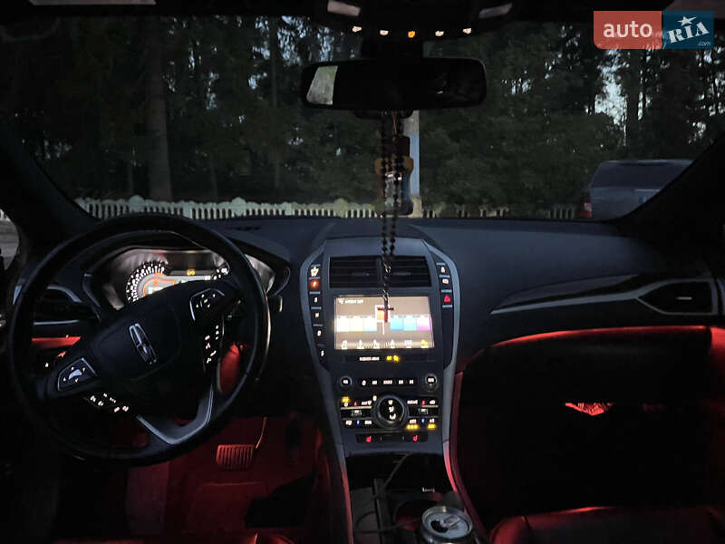 Седан Lincoln MKZ 2019 в Сарнах фото 16 Седан Lincoln MKZ 2019 в Сарнах