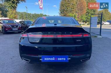 Седан Lincoln MKZ 2013 в 