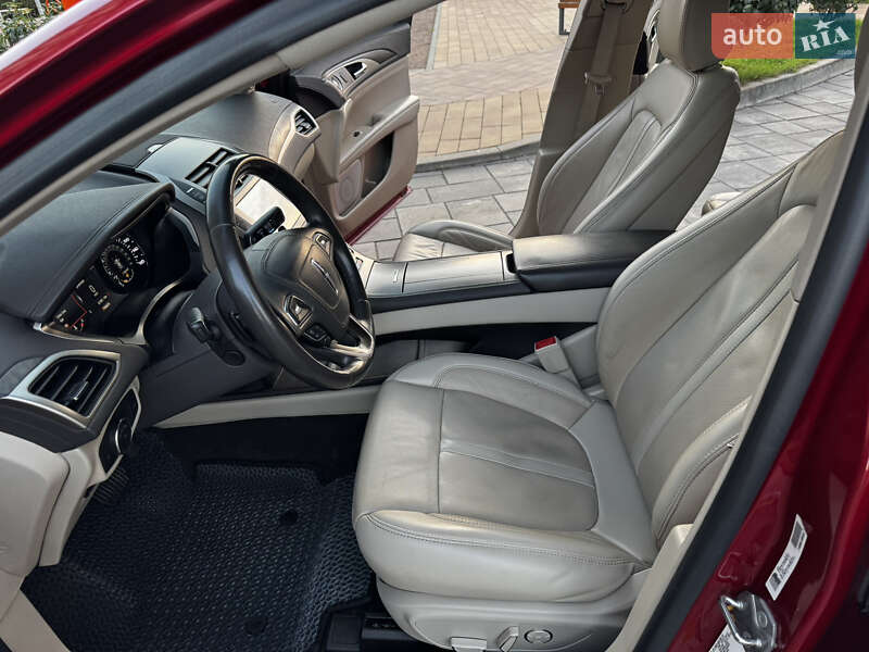Седан Lincoln MKZ 2020 в Киеве