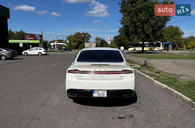Седан Lincoln MKZ 2013 в 