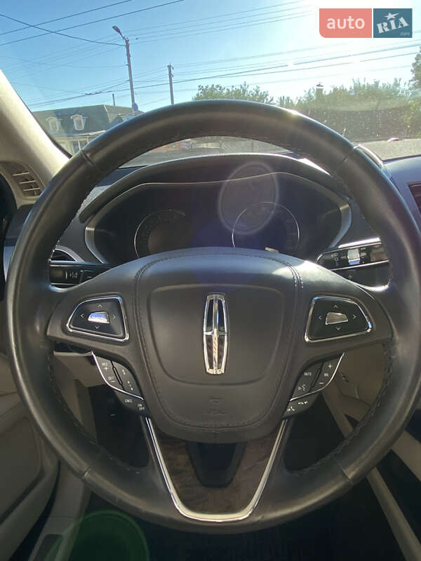 Седан Lincoln MKZ 2017 в Кропивницком