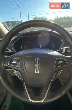 Седан Lincoln MKZ 2017 в 