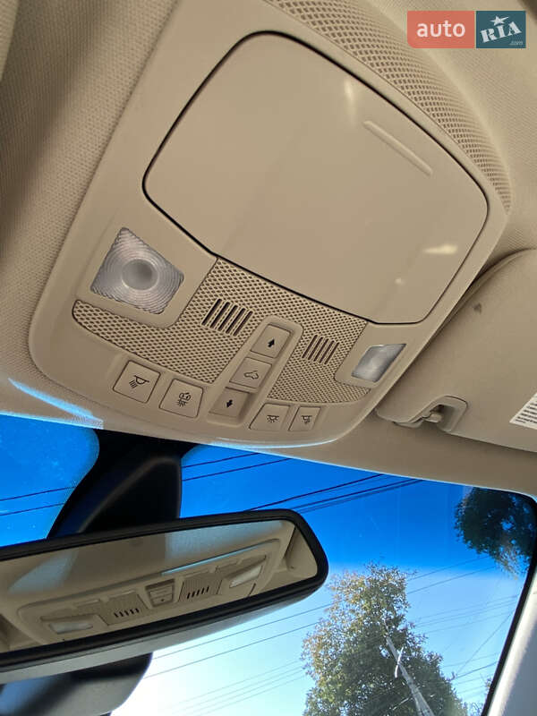 Седан Lincoln MKZ 2017 в Кропивницком