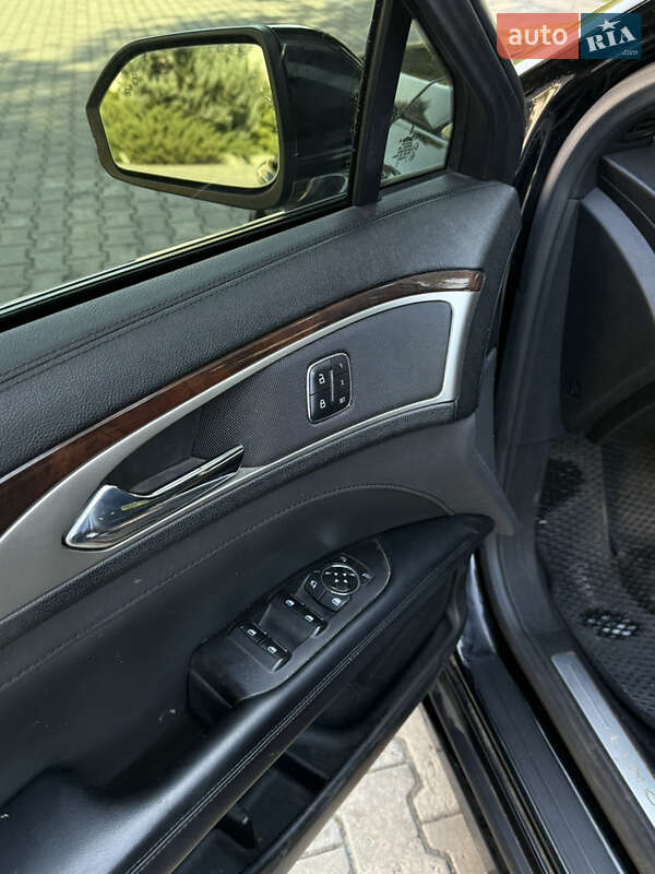 Седан Lincoln MKZ 2016 в Павлограде