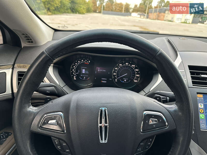 Седан Lincoln MKZ 2012 в Кременчуці
