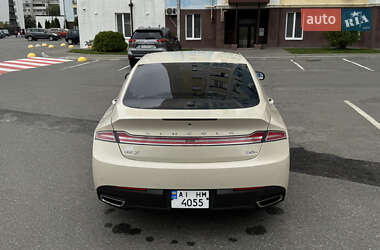 Седан Lincoln MKZ 2014 в 