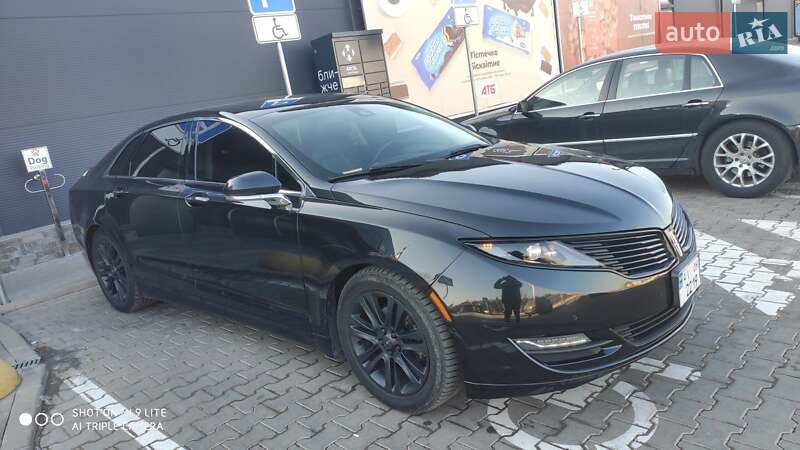 Седан Lincoln MKZ 2013 в 