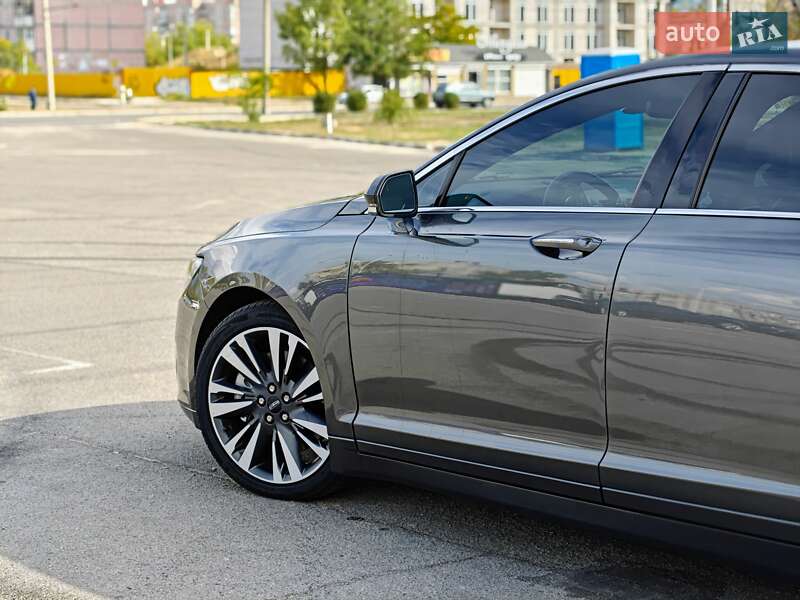 Седан Lincoln MKZ 2016 в Запорожье