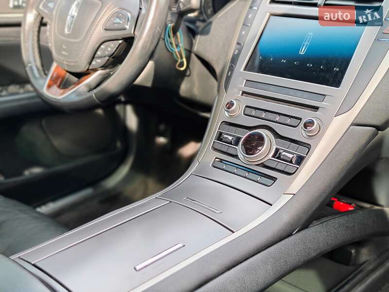 Седан Lincoln MKZ 2016 в Запорожье