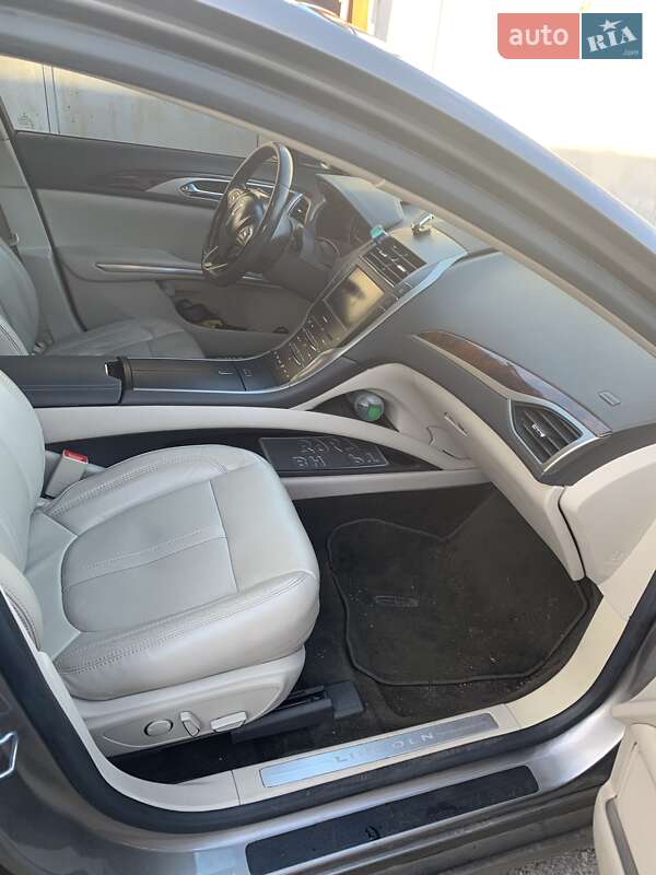 Седан Lincoln MKZ 2015 в Одессе