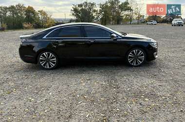 Седан Lincoln MKZ 2016 в Ужгороде