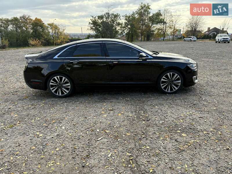 Седан Lincoln MKZ 2016 в Ужгороді