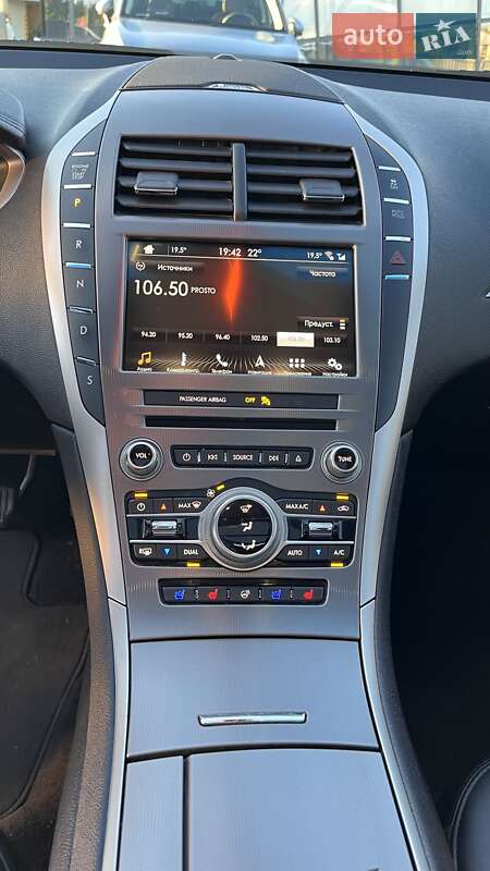 Седан Lincoln MKZ 2018 в Києві