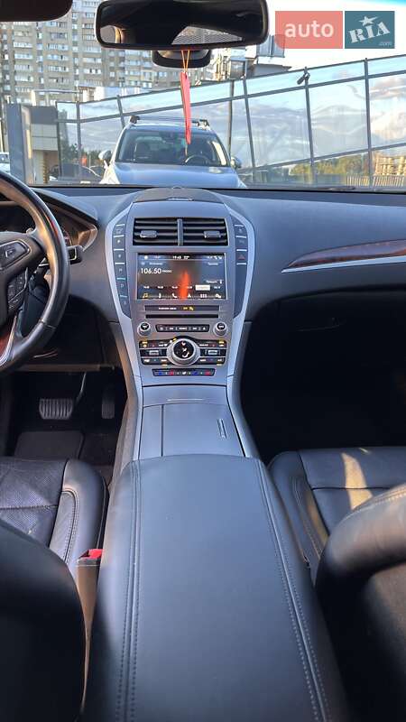 Седан Lincoln MKZ 2018 в Києві