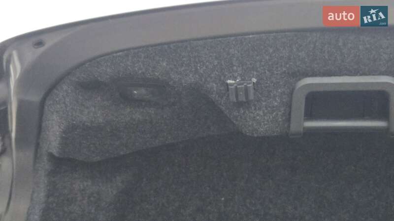 Седан Lincoln MKZ 2013 в Бродах