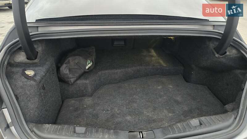 Седан Lincoln MKZ 2013 в Бродах