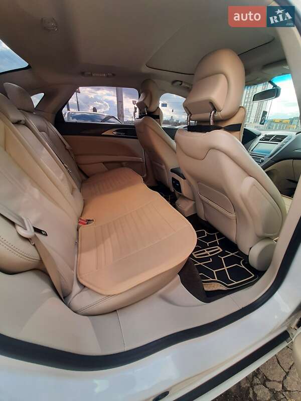 Седан Lincoln MKZ 2016 в Києві фото 6 Седан Lincoln MKZ 2016 в Києві