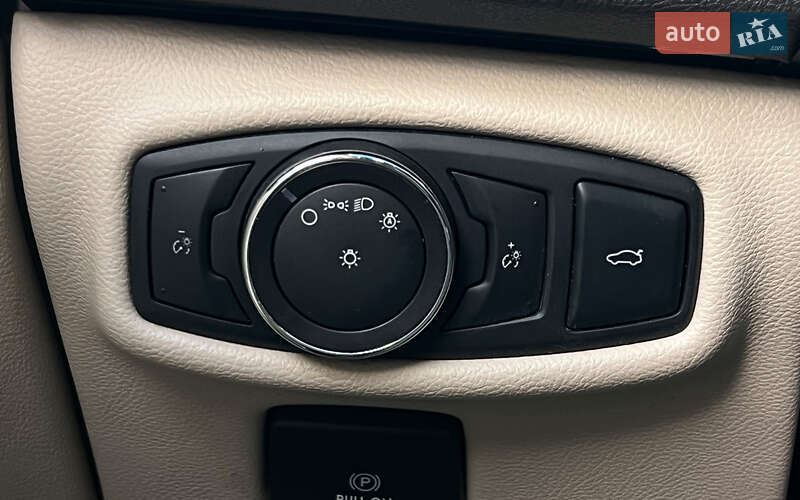 Седан Lincoln MKZ 2016 в Львові фото 14 Седан Lincoln MKZ 2016 в Львові