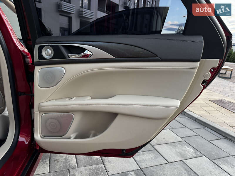 Седан Lincoln MKZ 2020 в Києві