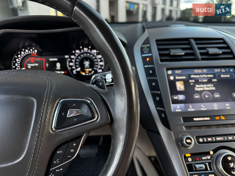 Седан Lincoln MKZ 2020 в Києві