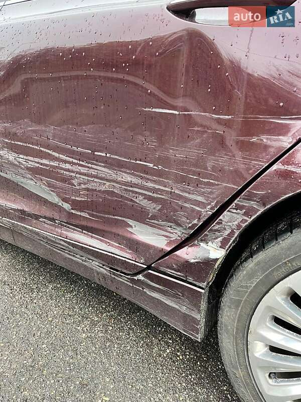 Седан Lincoln MKZ 2013 в Києві