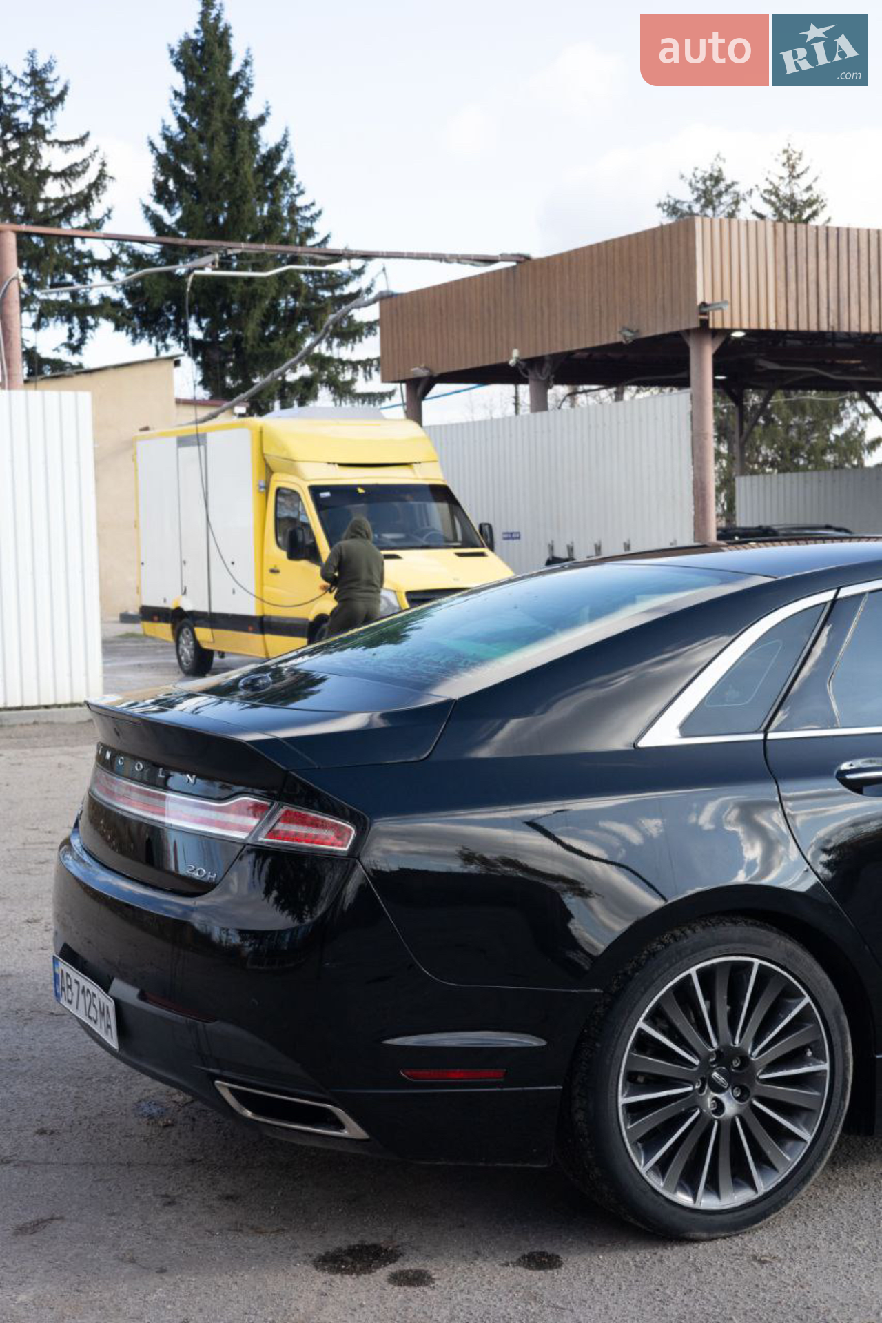 2016 Lincoln MKZ - мініатюра 22