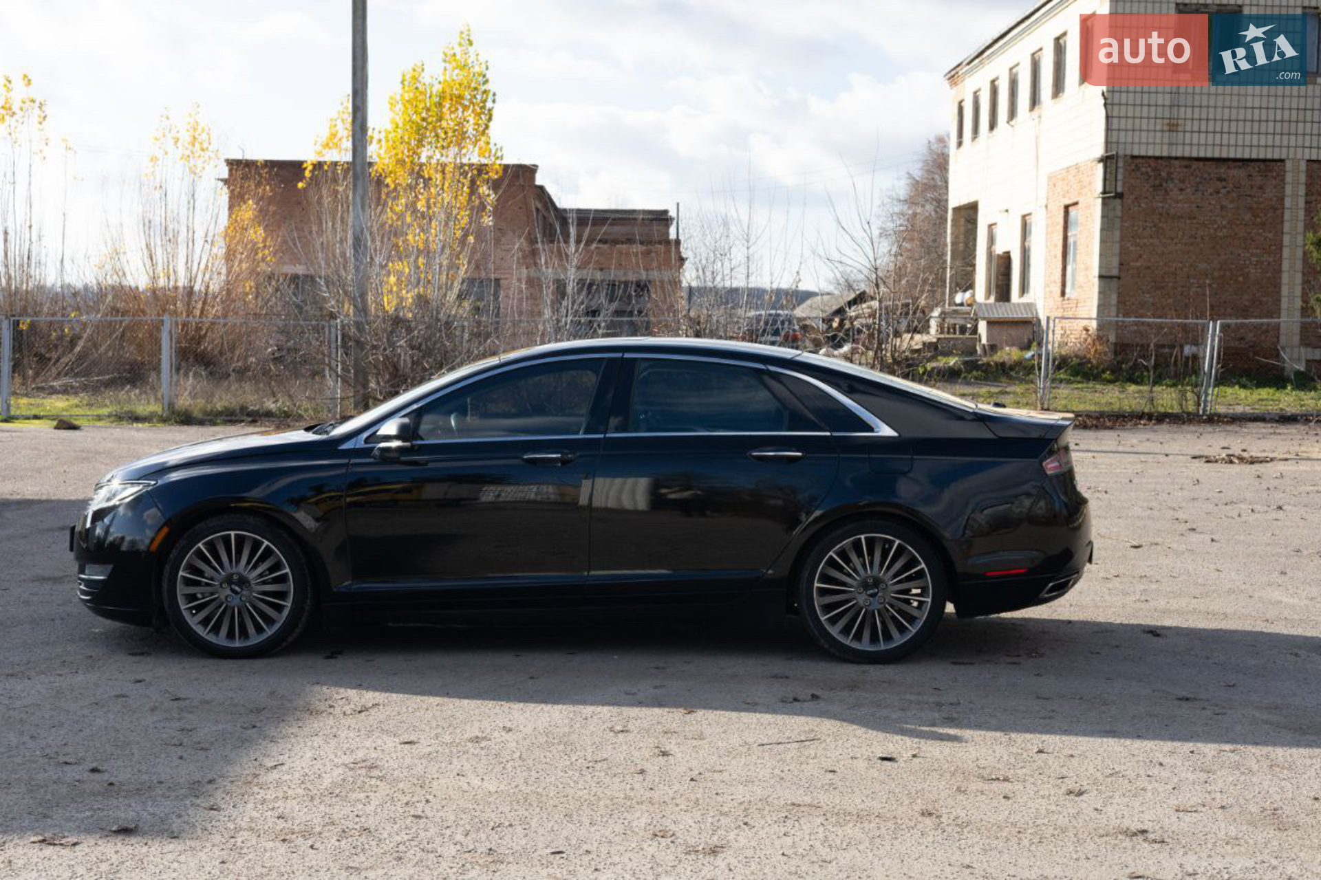 2016 Lincoln MKZ - мініатюра 35