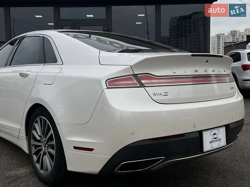 Седан Lincoln MKZ 2018 в Киеве
