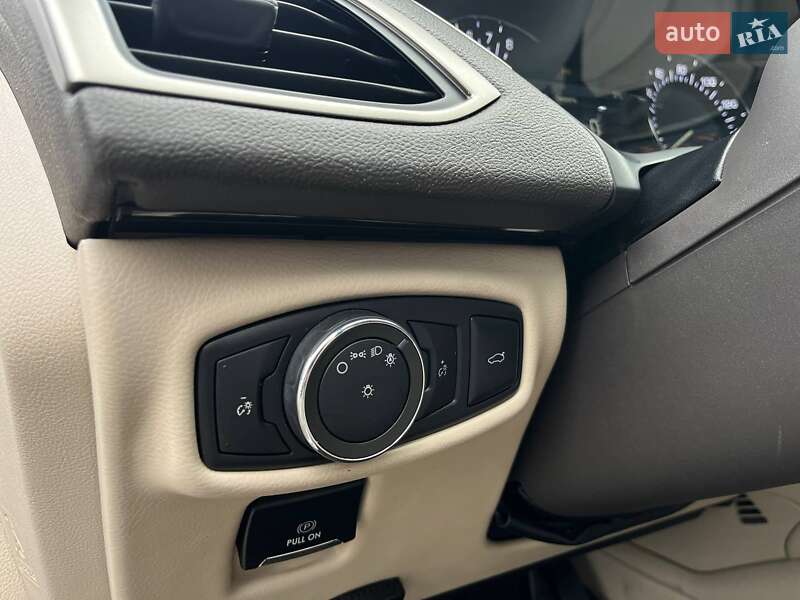 Седан Lincoln MKZ 2018 в Киеве