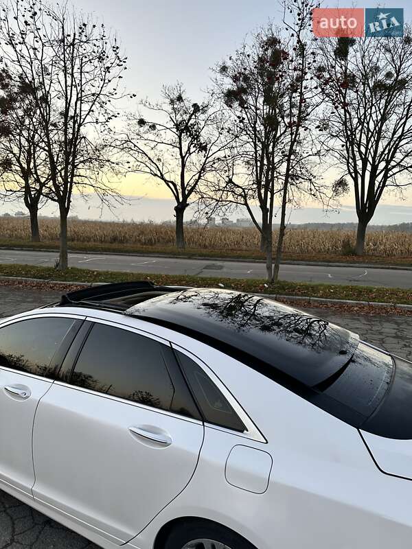 Седан Lincoln MKZ 2014 в Ивано-Франковске