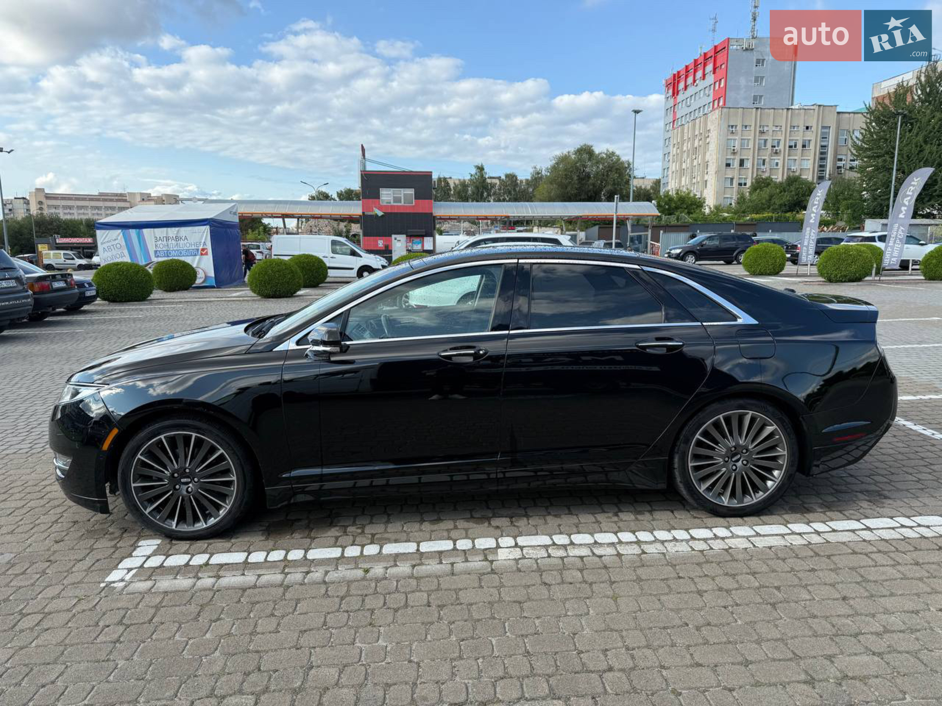 2015 Lincoln MKZ - мініатюра 3