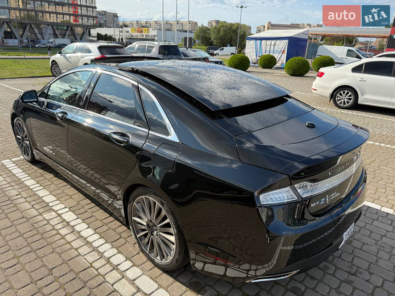 2016 Lincoln MKZ - мініатюра 22