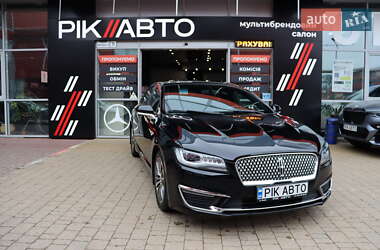 Седан Lincoln MKZ 2016 в Львове