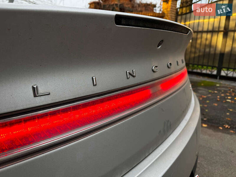 Седан Lincoln MKZ 2016 в Киеве фото 10 Седан Lincoln MKZ 2016 в Киеве