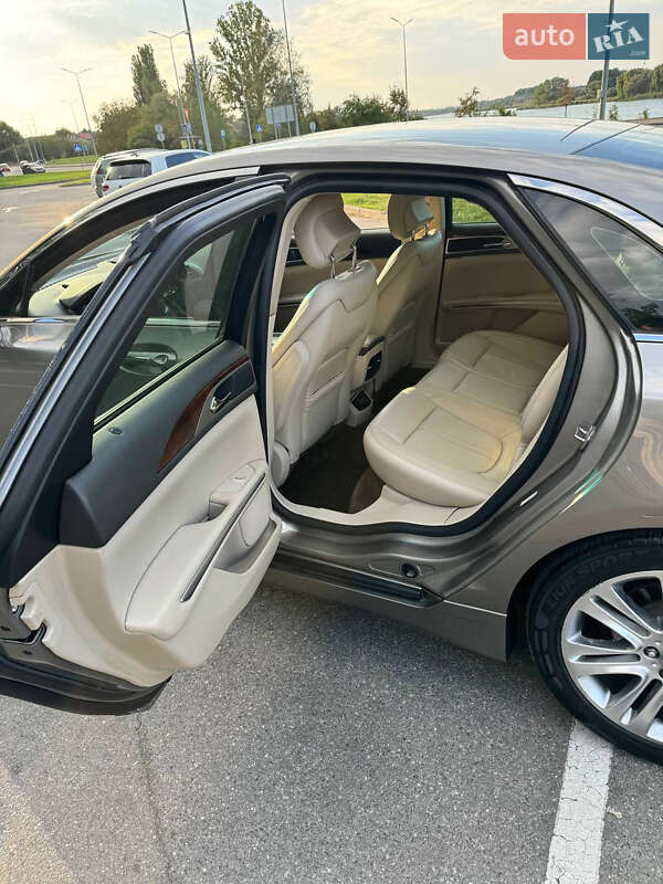 Седан Lincoln MKZ 2016 в Вінниці