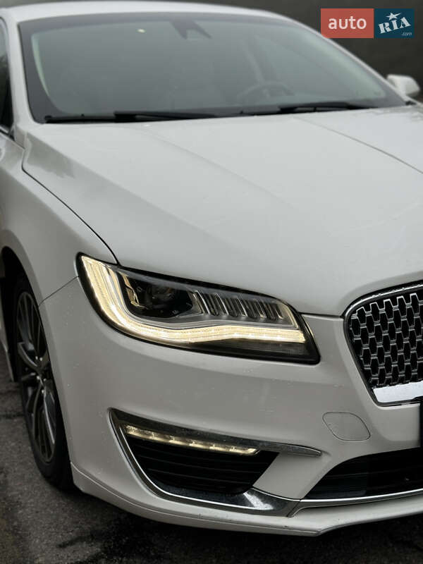 Седан Lincoln MKZ 2018 в Кременчуці