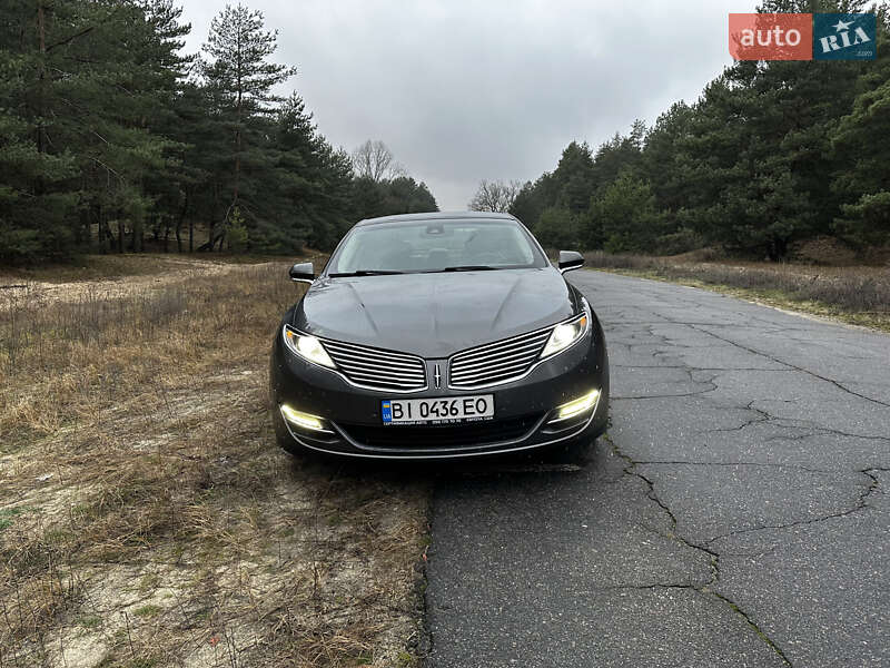 Седан Lincoln MKZ 2015 в Кременчуці