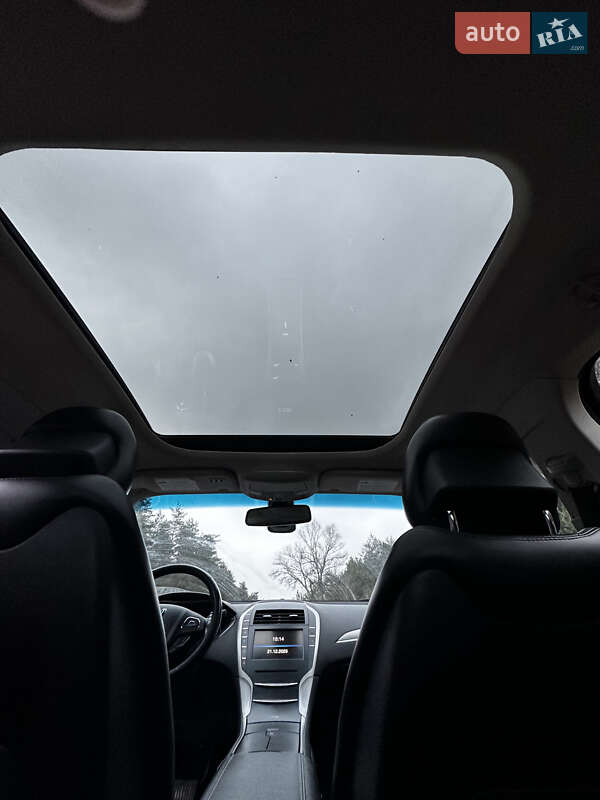 Седан Lincoln MKZ 2015 в Кременчуці