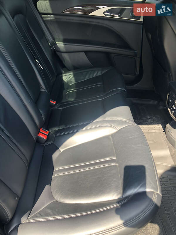 Седан Lincoln MKZ 2019 в Киеве