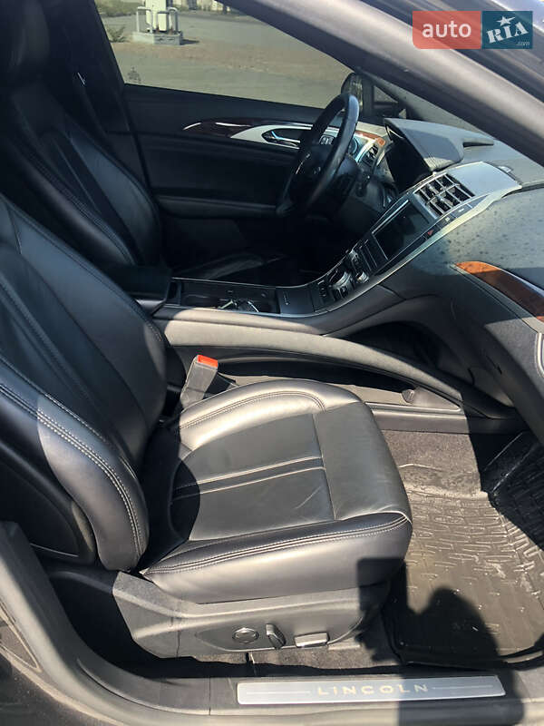 Седан Lincoln MKZ 2019 в Киеве