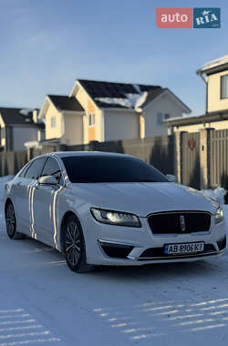 Седан Lincoln MKZ 2017 в Києві