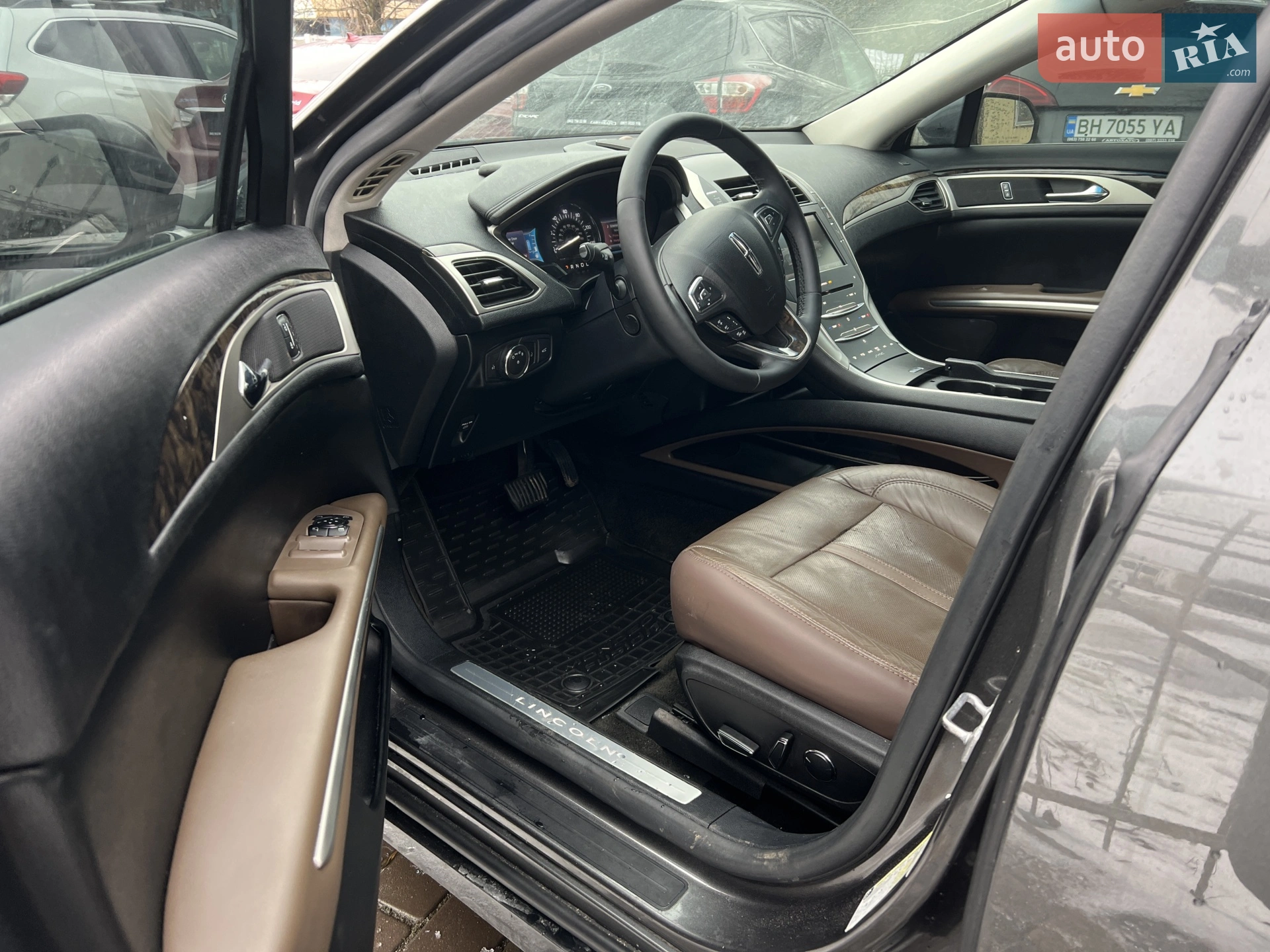 2015 Lincoln MKZ - мініатюра 16