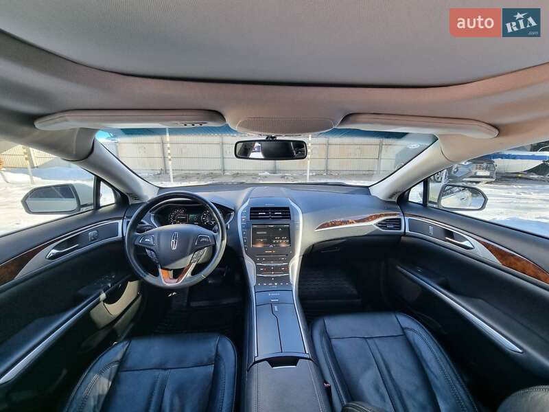 Седан Lincoln MKZ 2015 в Чернигове