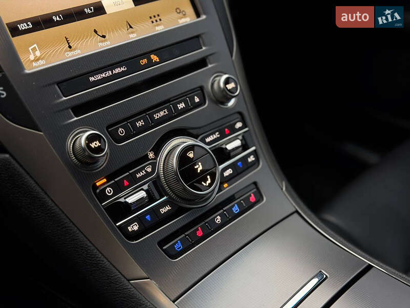 Седан Lincoln MKZ 2016 в Днепре