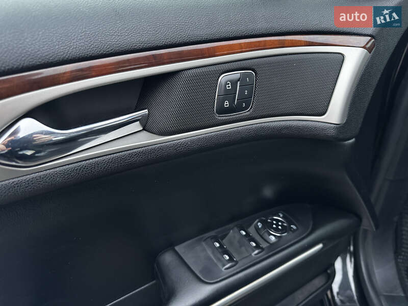 Седан Lincoln MKZ 2014 в Одессе