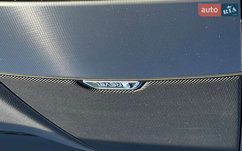 Седан Lincoln MKZ 2016 в Львове