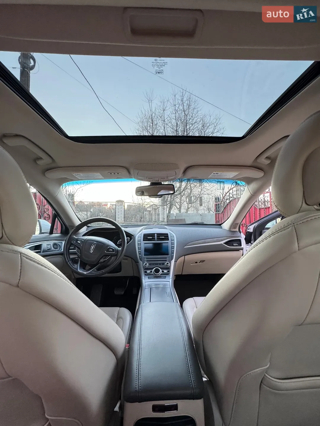 2019 Lincoln MKZ - мініатюра 25