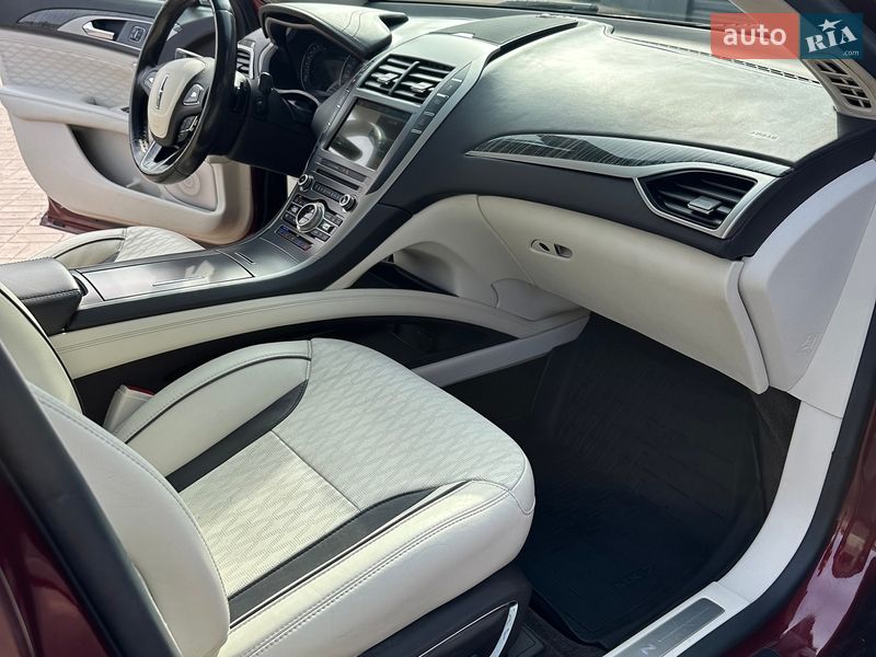 Седан Lincoln MKZ 2017 в Кропивницком