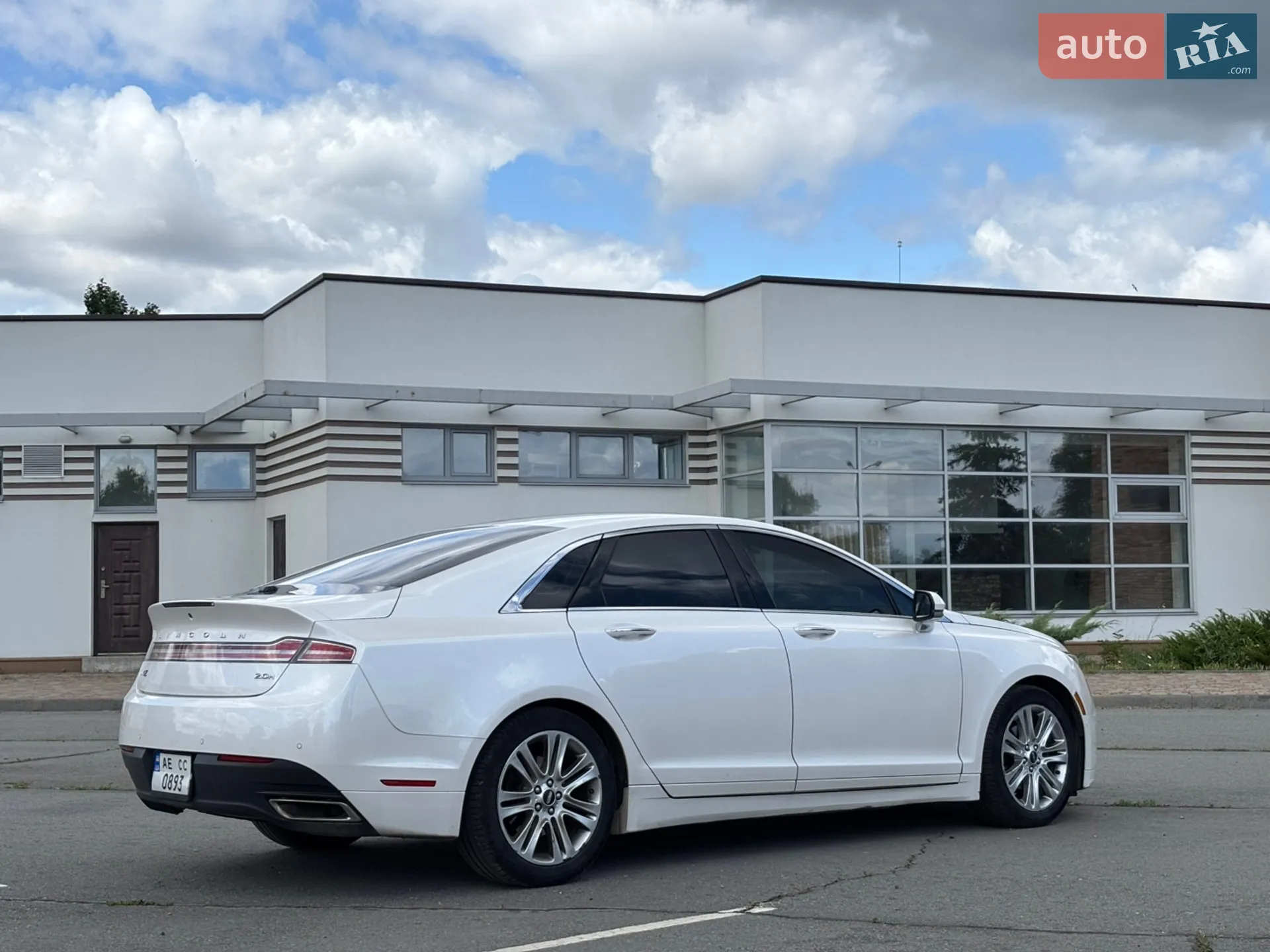 2015 Lincoln MKZ - мініатюра 8